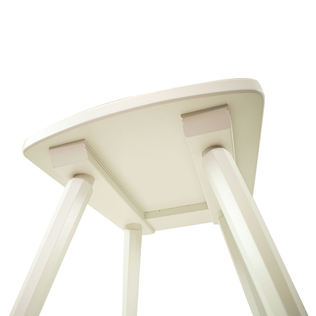 Eleganter Stuhl  'Black or White' | Vollholz | deckend lackiert | Griff rechteckig | in Schwarz oder Weiß erhältlich
