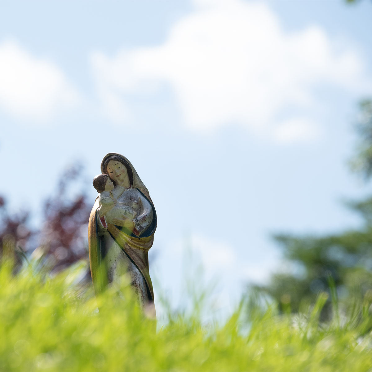 Madonna der Liebe mit Kind | Massivholz Figur | in verschiedenen Ausführungen und Größen | Made in Südtirol