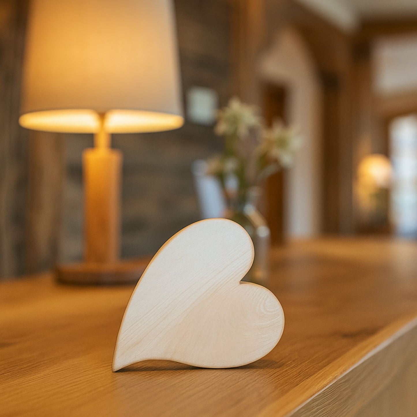 Massivholz Herzen in verschiedenen Größen - Schönes Geschenk für Anlässe und liebe Menschen