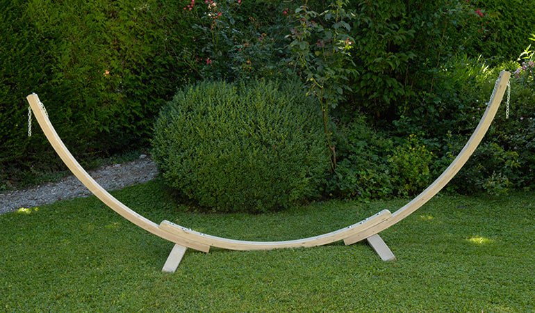 Hängemattengestell Apollo | L 357 x H 131 x B 104 | wetterfestes Fichtenholz | Kettenaufhängung verstellbar | Made in Germany