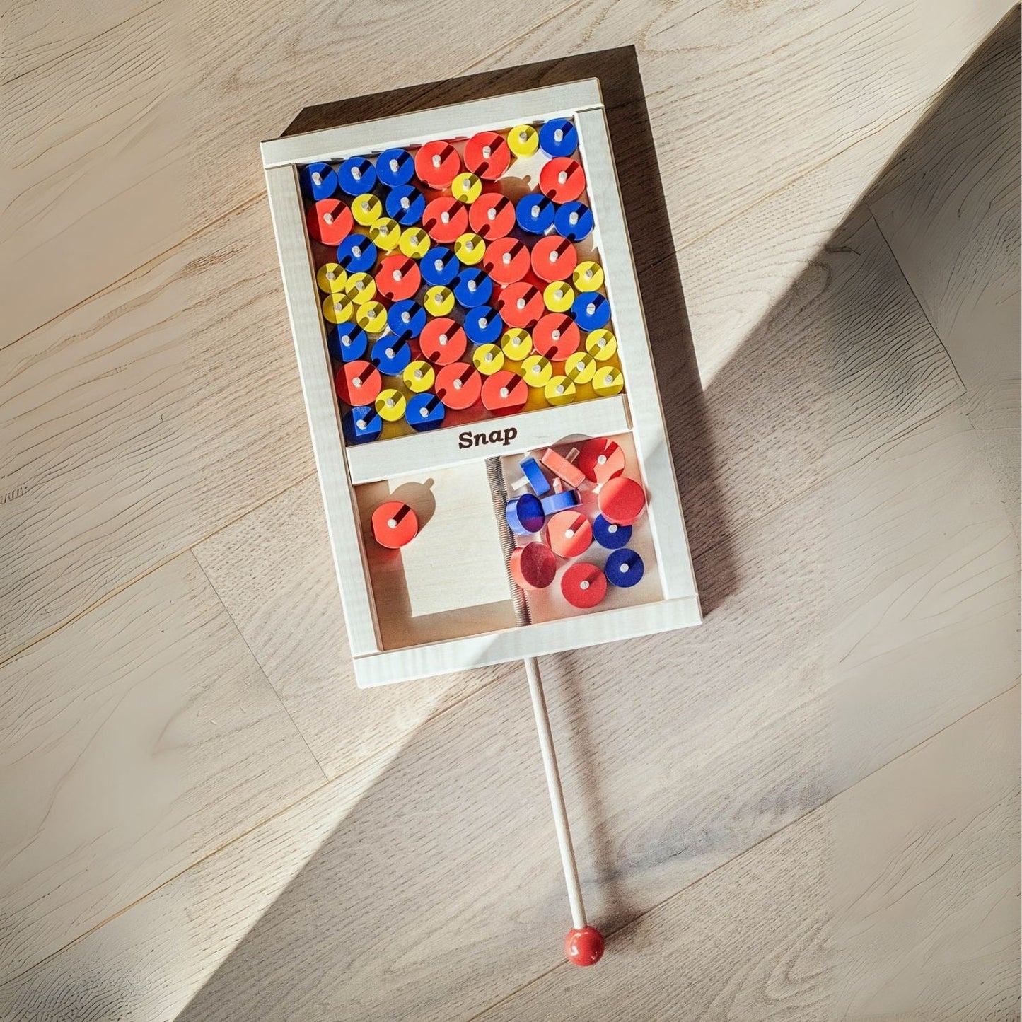 Geschicklichkeitsspiel 'Snap' | für 1-5 Spieler | ab 4 Jahren | Holz, Metallfeder | L 36 x B 22 x H 2,5 cm | Made in Germany