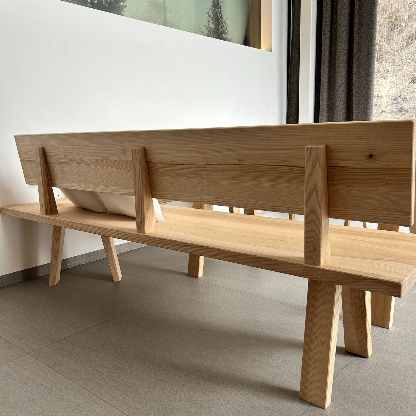 Schlichte Massivholzbank mit Lehne 'Simple' | L 100 oder 200 x T 53 x H 84 cm | in verschiedenen Holzarten | stabile Handarbeit aus Südtirol