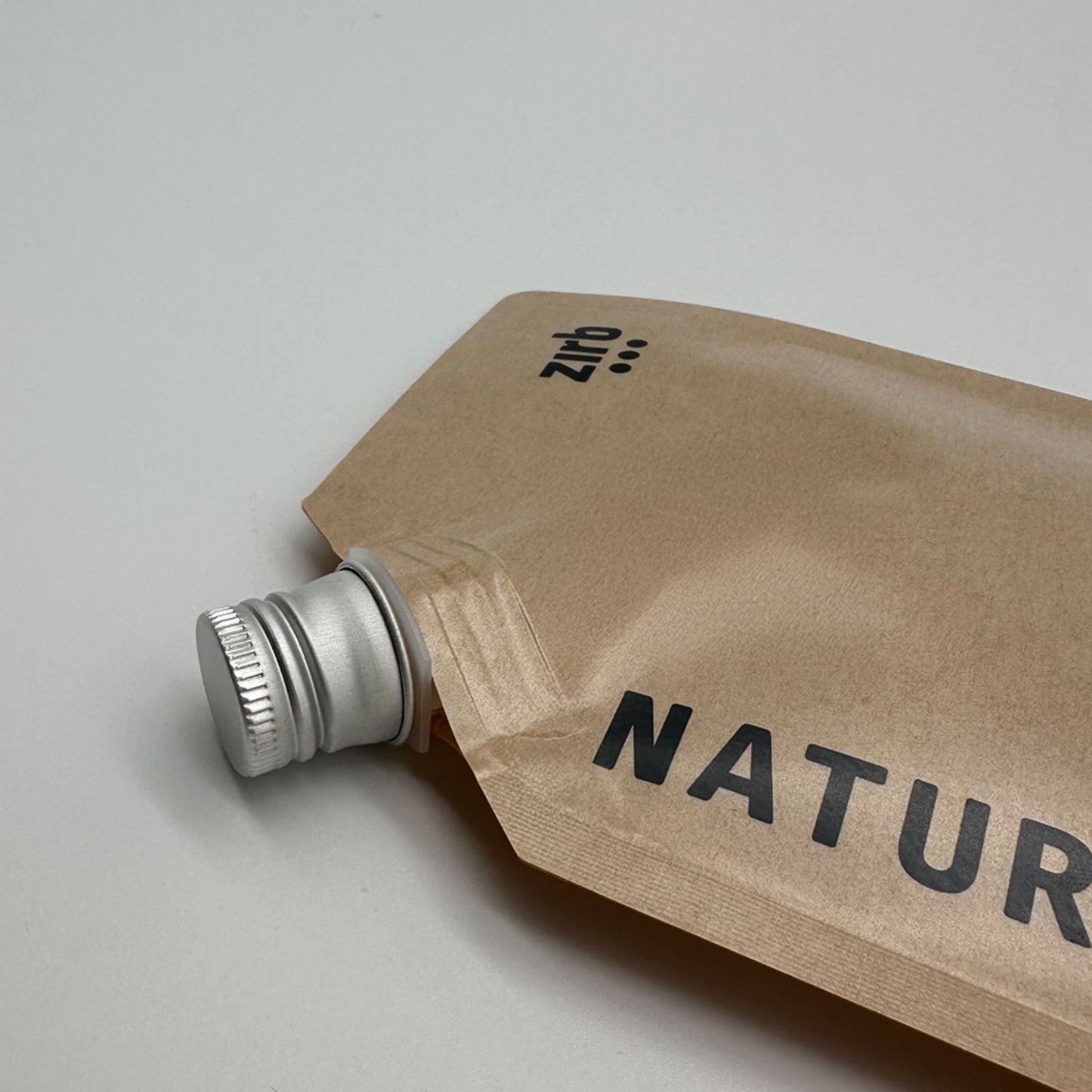 Naturseife 'Klassik' | Seifenspender 'Schaum' | 250 ml | naturreines Zirbenöl | vegan | verschiedene Ausführungen | Made in Austria