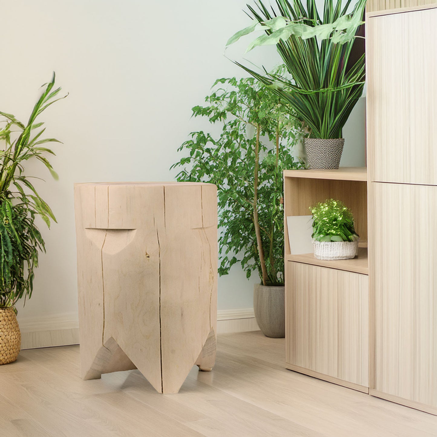 Designer Couchtisch / Hocker | 'Chalet-Buddy Bert' | massives Fichtenholz | DM 35 x H 47 cm | Made in Austria