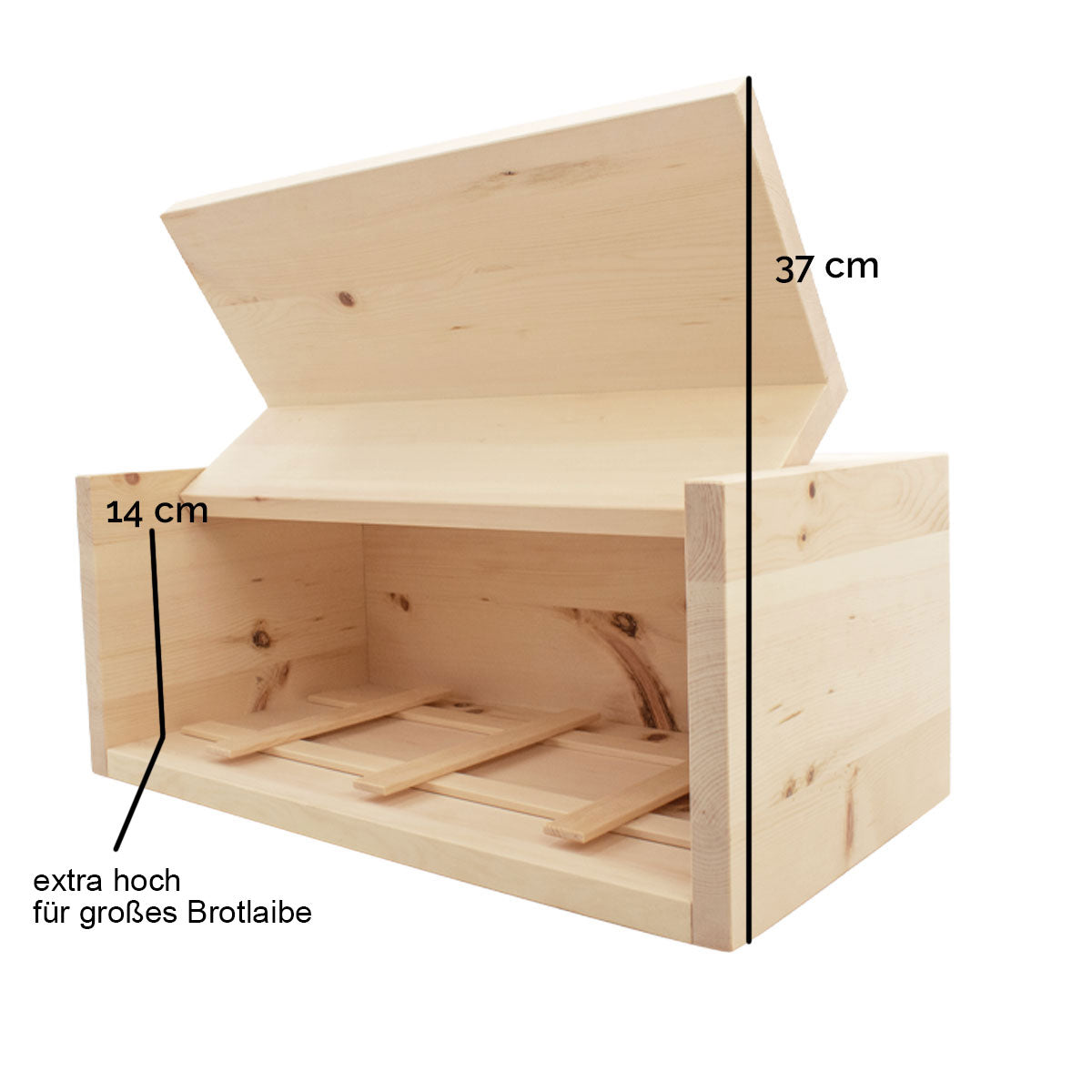 geöffneter Brotbox aus Zirbenholz für die perfekte Brotaufbewahrung, mit Nussholz Griff. Maße Innenleben H14cm inkl. geöffnetem Deckel 37cm
