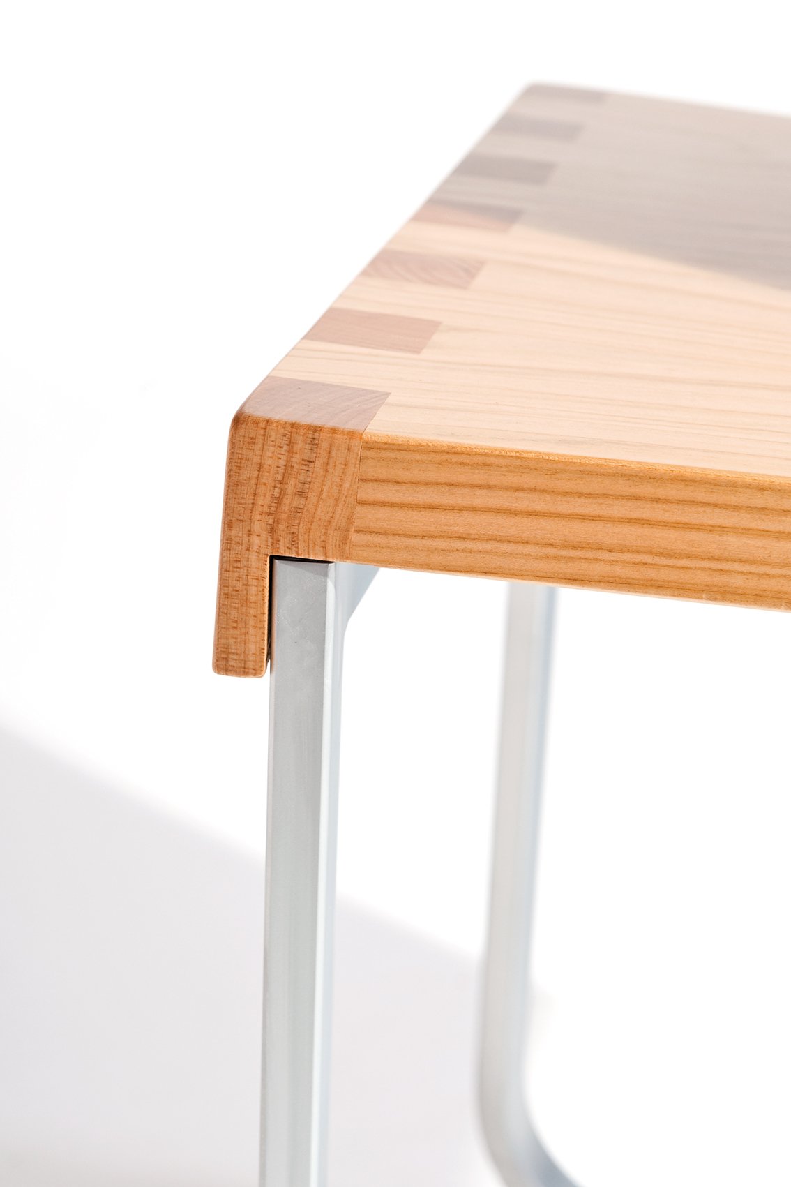 Designer Stuhl 'Sitwell Breeze' | Zirbenholz | B 41 x T 47 x H 91 cm | Freischwinger | Handarbeit aus Südtirol