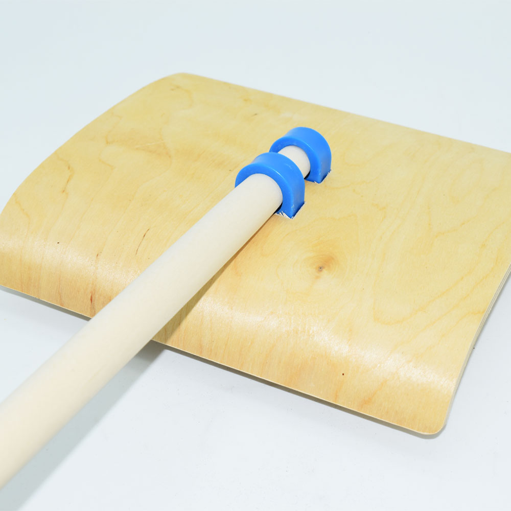 Schneeschieber/Schneeschaufel für Kinder | aus nachhaltigem Holz | Stiellänge: 70 cm | Blattbreite: 24 cm | ab 6 Jahren | Gewicht: 0,51 kg - Handmade in Austria