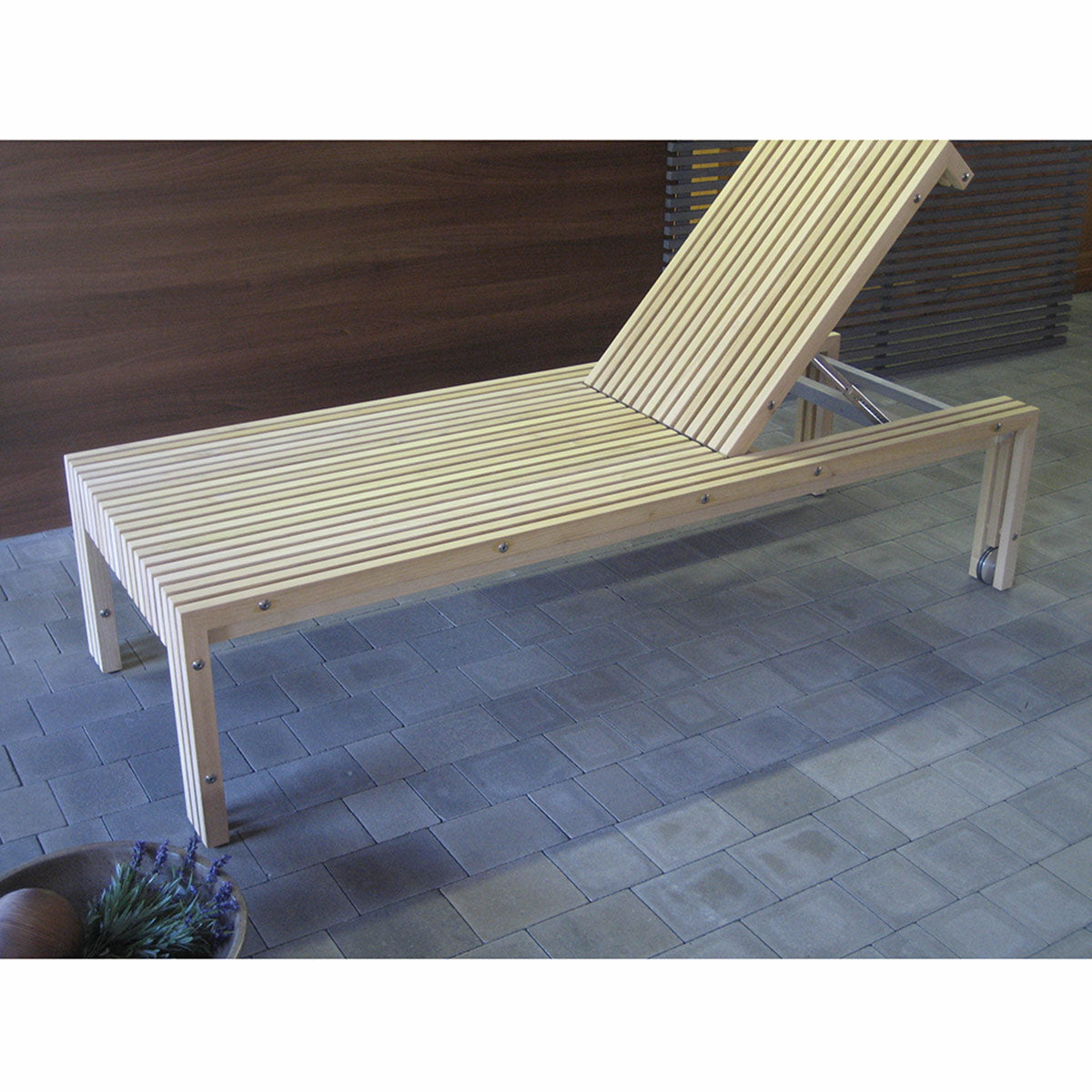 Edle Liege 'Lounger' aus Massivholz