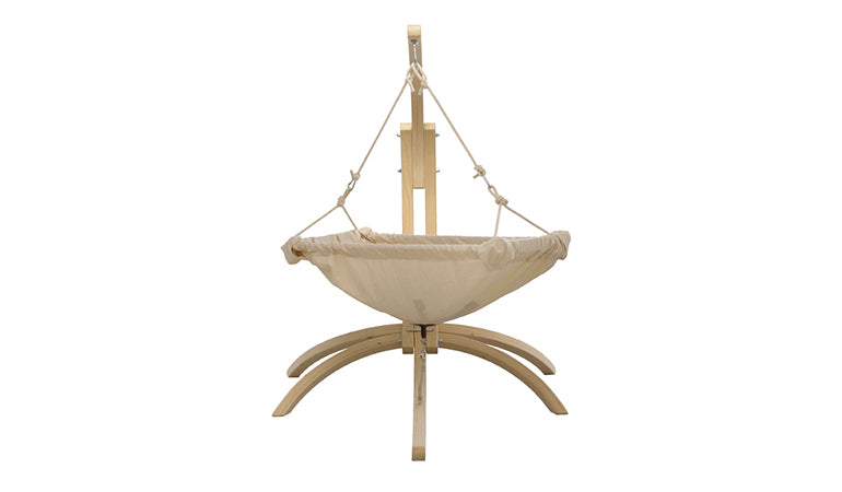 Babyhängemattengestell Hippo - Sicheres Wiegen für Ihr Baby | B 108 x H 140 x L 105 cm | unbehandelte Fichte | Belastbarkeit max. 35 kg | Made in Germany
