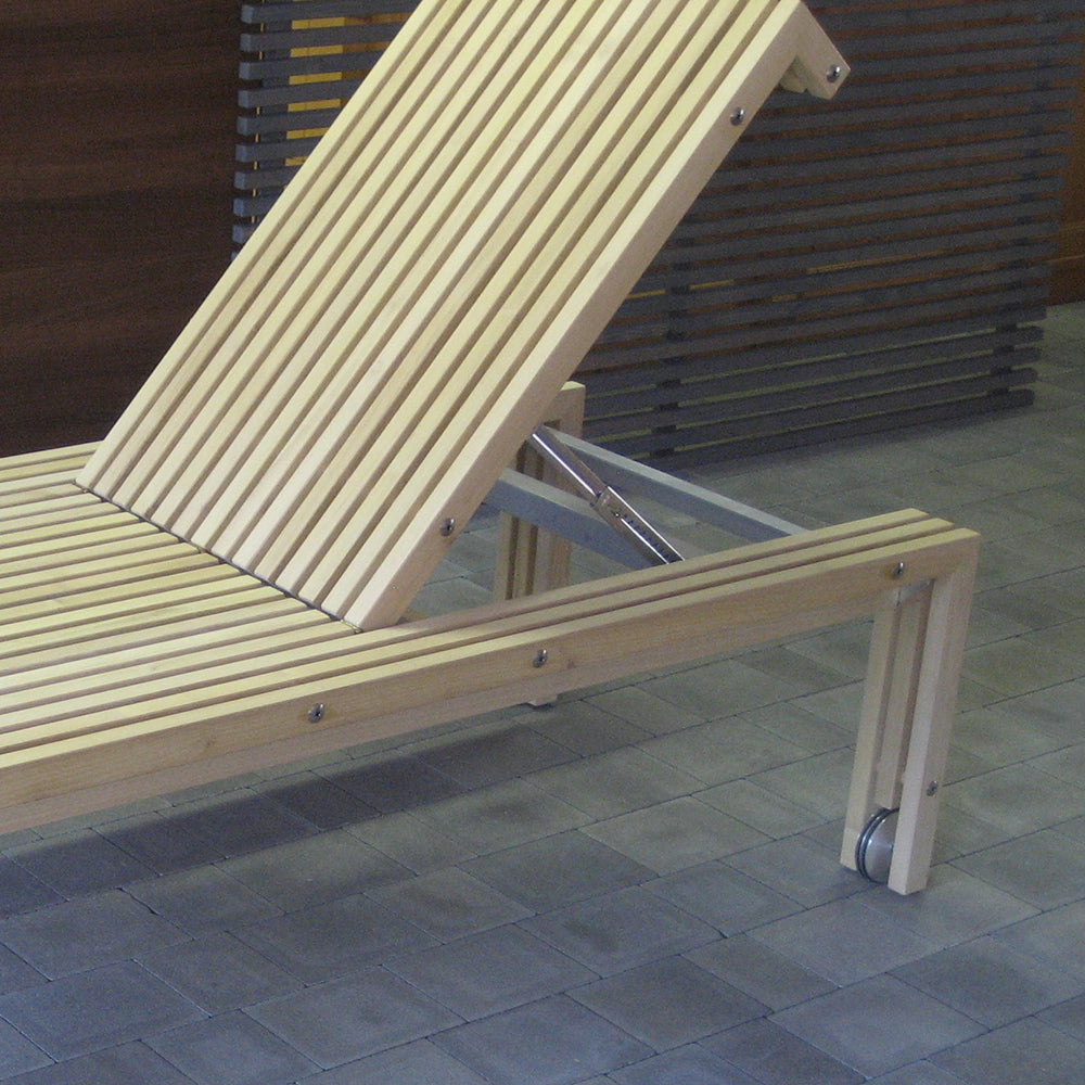 Edle Liege 'Lounger' aus Massivholz