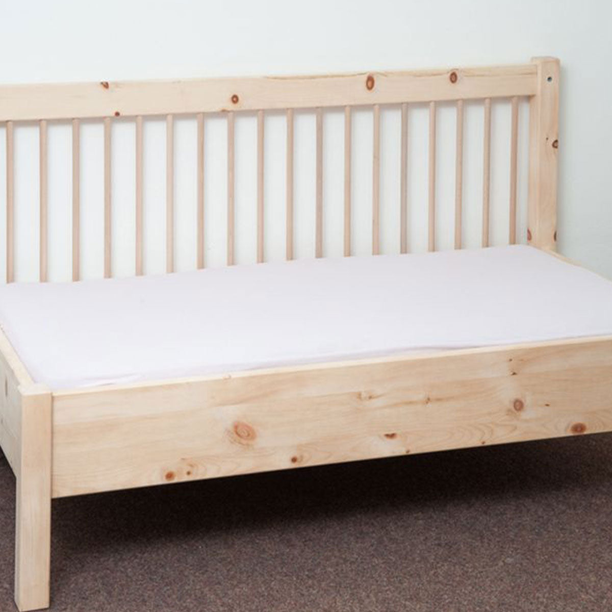 Zirbenbett 'Dreamland Shelter' | Das 'mitwachsende' Gitterbett | inkl. Lattenrost | 70 x 140 cm | Handwerk aus Südtirol