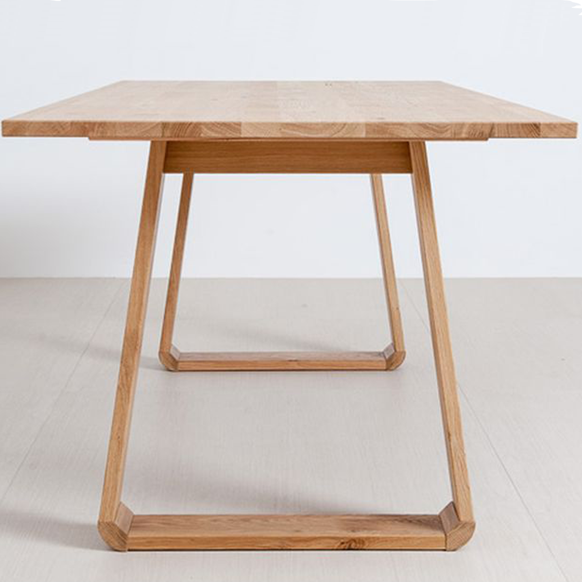 Massivholztisch 'Look' | in Zirbe, Fichte, Eiche, Buche, Nuss | L 160/200 x B 90 x H 76 cm | Made in Südtirol