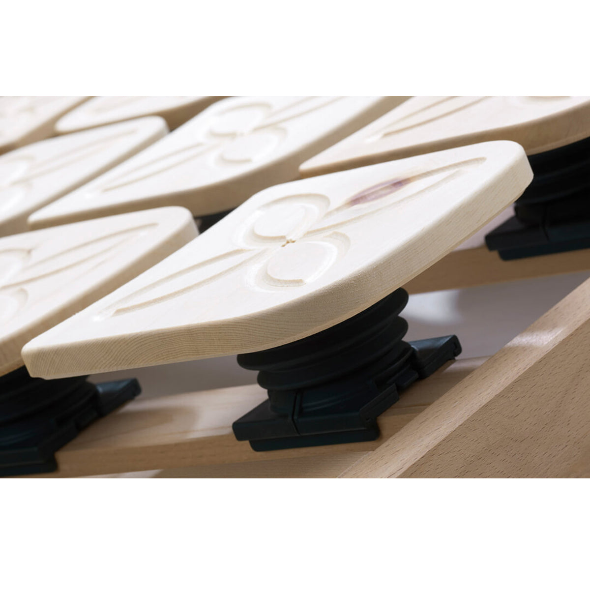 Ergonomischer metallfreier Tellerrost | aus Zirbe | in verschiedenen Größen | Handwerk aus Südtirol