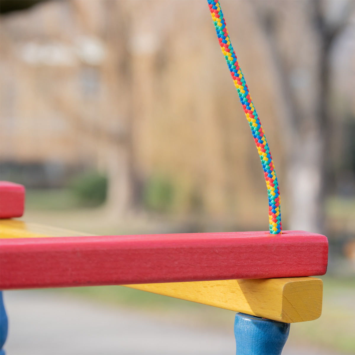 Babyschaukel ‘Swing’ aus Massivholz mit Schutzrahmen - Indoor und Outdoor