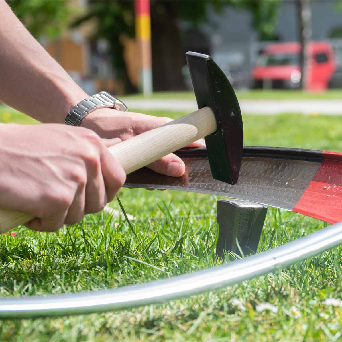 Dengelamboss flach | mit Dorn | 500g | Made in Europe