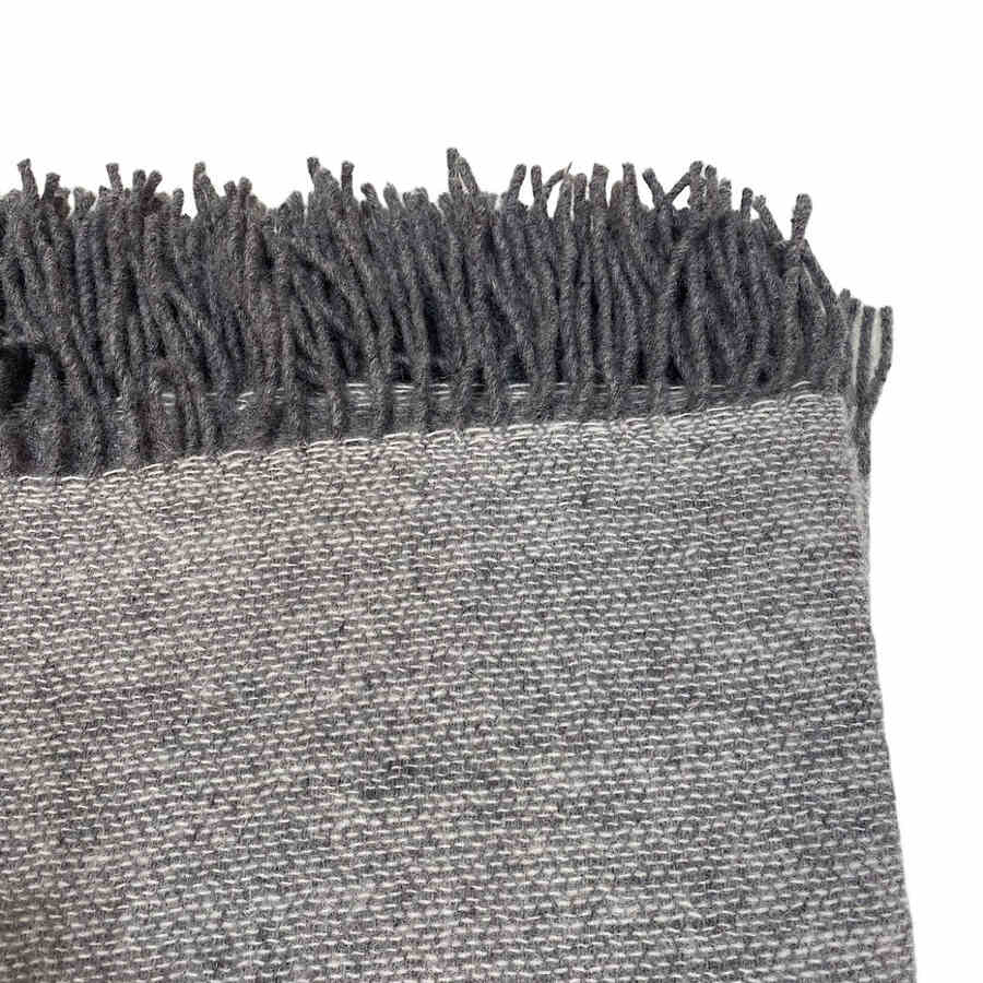 Wolldecke 'Nestwärme' | 100 % Schafwolle | 140 x 200 cm | 300g/m² | verschiedene Farben | Made in Europe