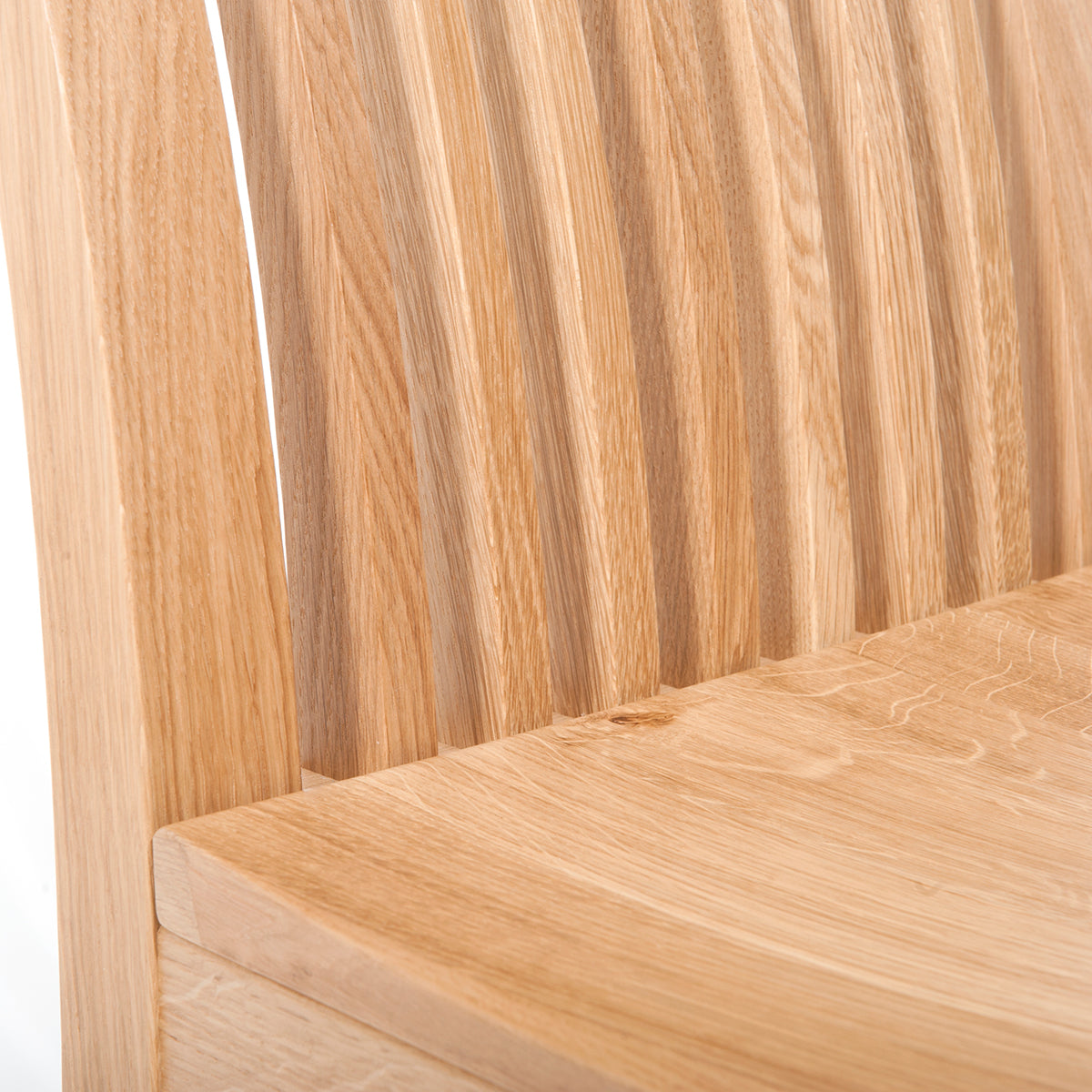Klassischer Massivholzstuhl ‘Herp’ | B 45 x T 41 x H 100 cm | in verschiedenen Holzarten | Rückenlehne in Sprossenform | Made in Südtirol