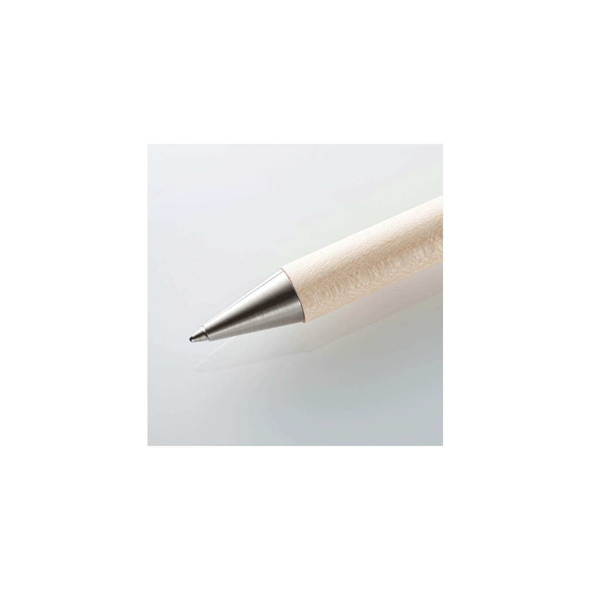 Eleganter Kugelschreiber 'Pen' aus Holz - Ahorn lackiert 10mm