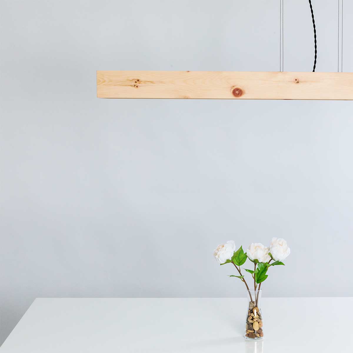 Hängeleuchte in drei Längen und drei Holzarten - Handarbeit aus Österreich Small - Länge 100 cm Altholz