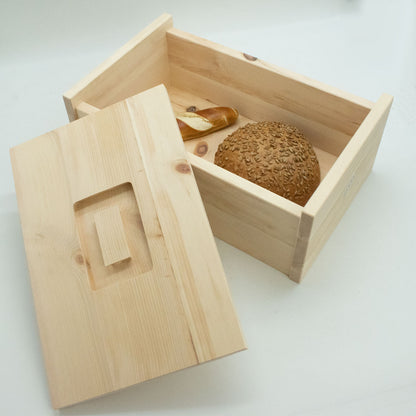 Brotkasten aus massivem Zirbenholz | mit abhnehmbaren Deckel | 30x23x14,5 cm