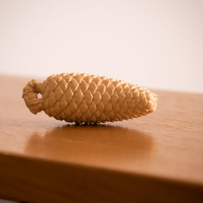Fichtenzapfen | Massivholz Zirbe | 9 x 3,4 cm | Made in Südtirol