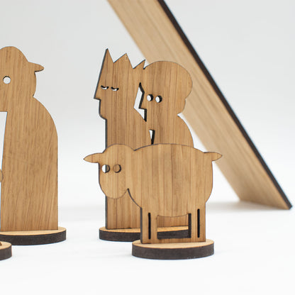 Moderne Holzkrippe ‘Einfach Weihnachten’ | 10-teilig | Eiche hell geölt | zum Zusammenstecken | Made in Germany