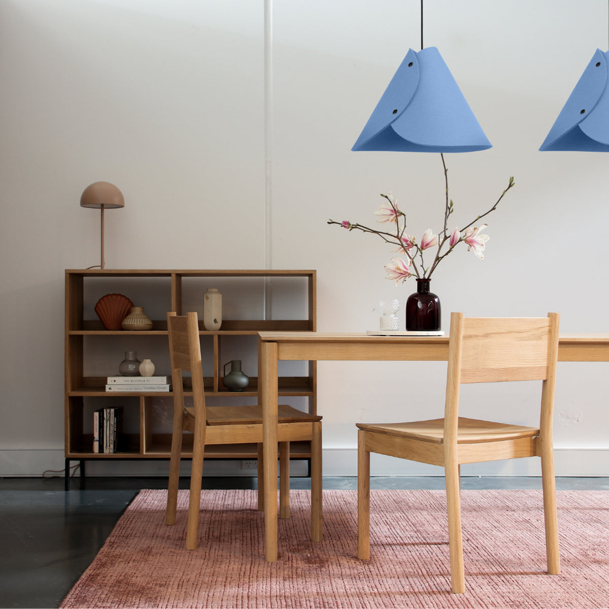 Moderne Pendelleuchte aus Filz | konisch | Blau | Schirm 100% Merinowolle | Made in Austria