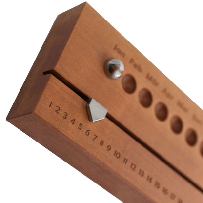 Hochwertiger Kalender 18,6 x 6,2 x 22 cm 'Classy' Kirschholz