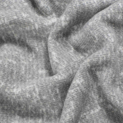 Kuscheldecke 'Ease' | 140x200 cm | BW und PA | Strukturmuster | Grau |  waschbar