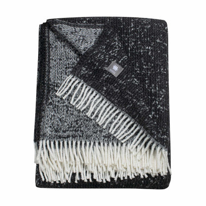 Kuscheldecke 'Ease' | 140x200 cm | BW und PA | Strukturmuster | Grau |  waschbar