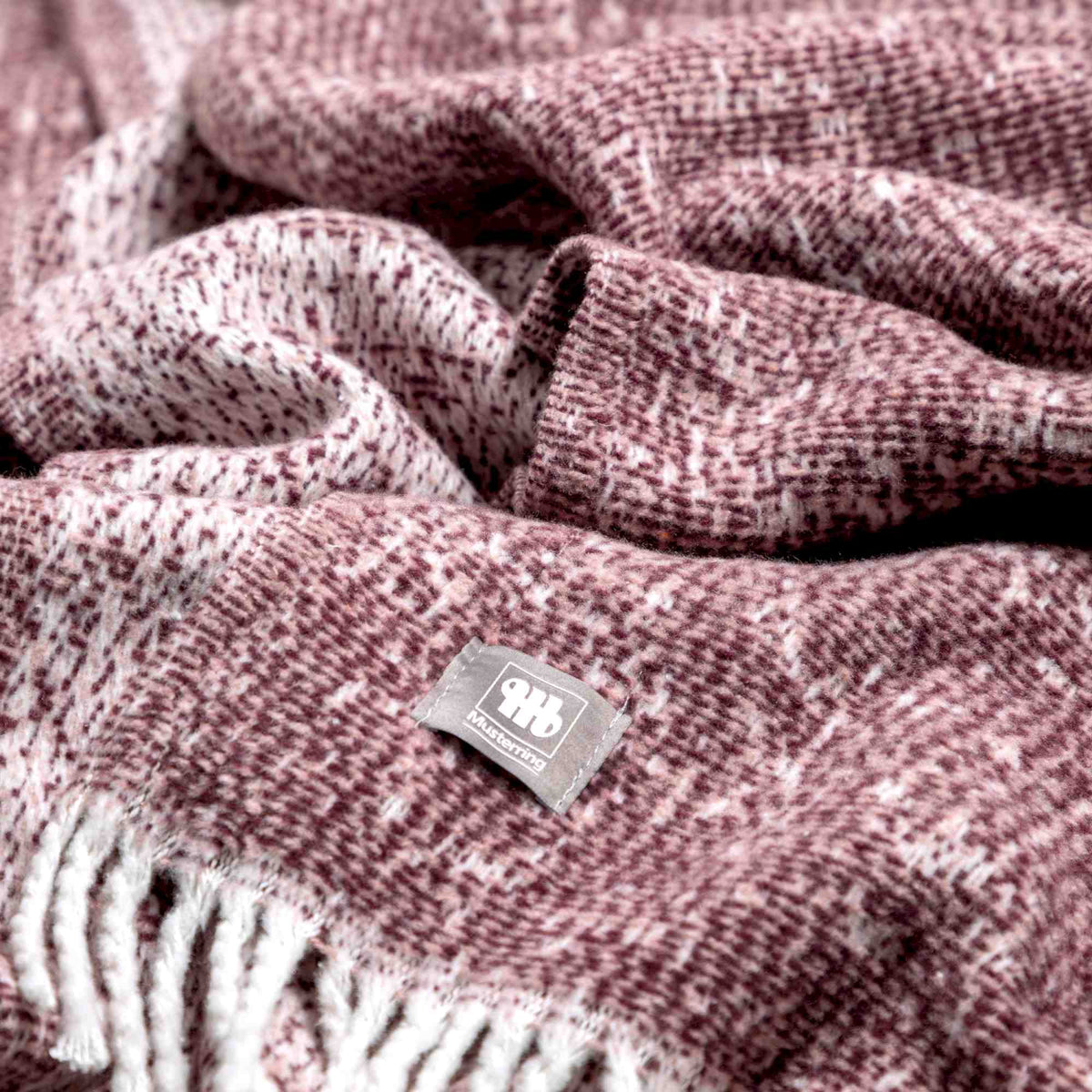 Kuscheldecke 'Ease' | 140x200 cm | BW und PA | Strukturmuster | Grau |  waschbar