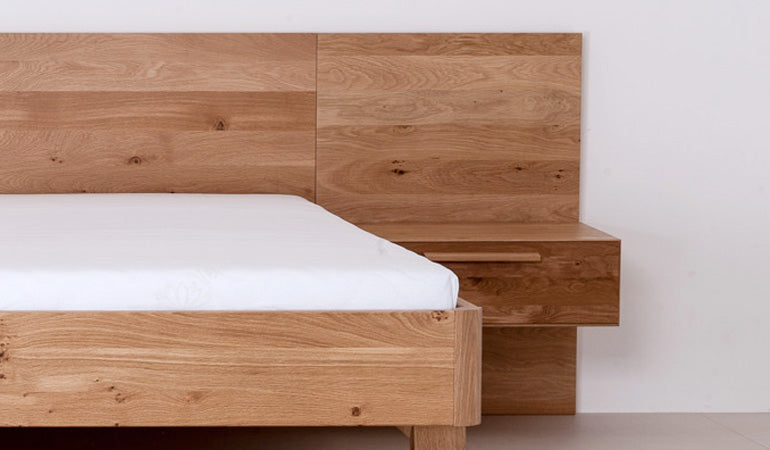 Hänge-Nachttisch 'Alp Style' -für Bett 'Alp Style' in  61x33x19 Astfichte mit Wasserlack behandelt