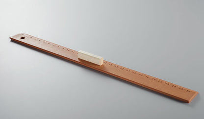 Lineal aus edlem Holz - 'Ruler' birnenholz geölt 30 cm mit griff