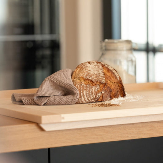 Nudel- / Backbrett '2.0' | inkl. Nudelholz | Vollholz | B 65 x T 47 x H 5 cm | Made in Germany
