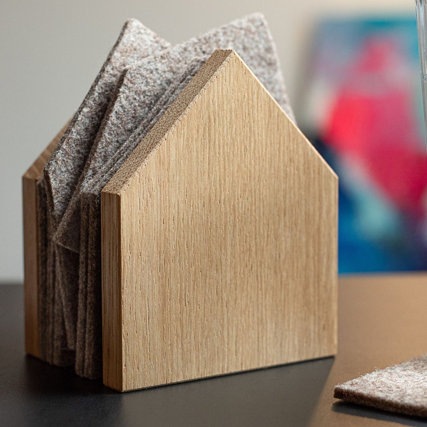 Glasuntersetzer 'Gasthaus' | 8 Stück | Eiche, recycelter PET-Filz | B 7 x T 9 x H 11,5 cm | in verschiedenen Farben | Made in Germany