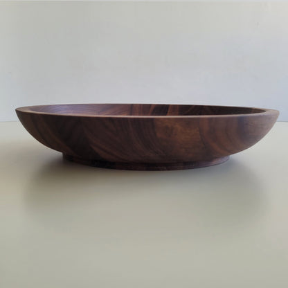 Schale, Schüssel | in Nussholz  | rund  24,5 x 4,5 cm | Made in Europe