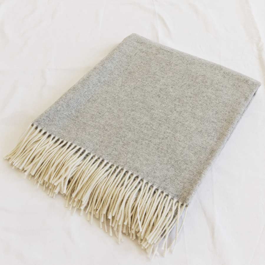 Wolldecke 'Kaminfeuer' | 100 % Merinowolle | 130 x 180 cm | 250g/m² | verschiedene Farben | Made in Germany