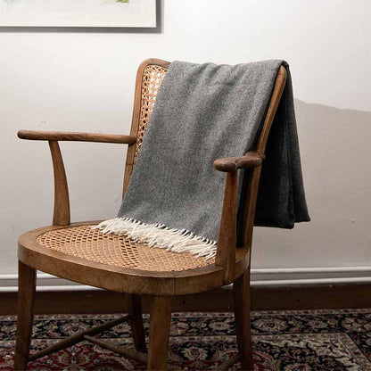 Wolldecke 'Kaminfeuer' | 100 % Merinowolle | 130 x 180 cm | 250g/m² | verschiedene Farben | Made in Germany