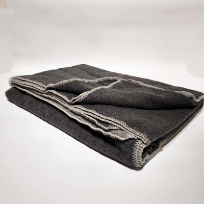 Wolldecke 'Feierabend' | 100 % Merinowolle | 150 x 200 cm | 380g/m² | verschiedene Farben | Made in Austria