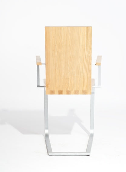 Designer Sessel mit Armlehne aus Kirschholz -Stuhlhandwerk aus Europa 'Sitwell Breezy