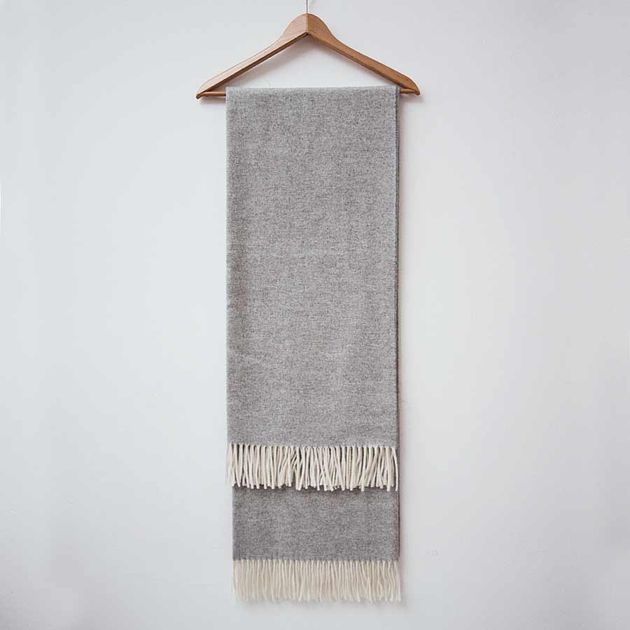 Wolldecke 'Kaminfeuer' | 100 % Merinowolle | 130 x 180 cm | 250g/m² | verschiedene Farben | Made in Germany
