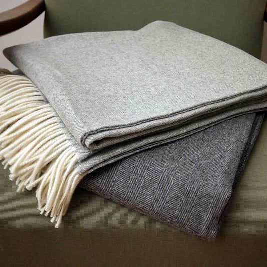 Wolldecke 'Kaminfeuer' | 100 % Merinowolle | 130 x 180 cm | 250g/m² | verschiedene Farben | Made in Germany